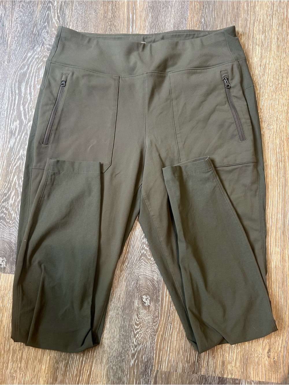 The North Face Women's Paramount High Rise Tight-Olive-Size Lg